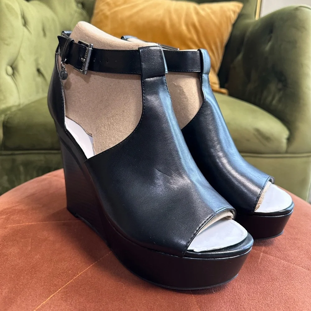 NEW! Guess Black GFRorie Wedges - Picture 2 of 16